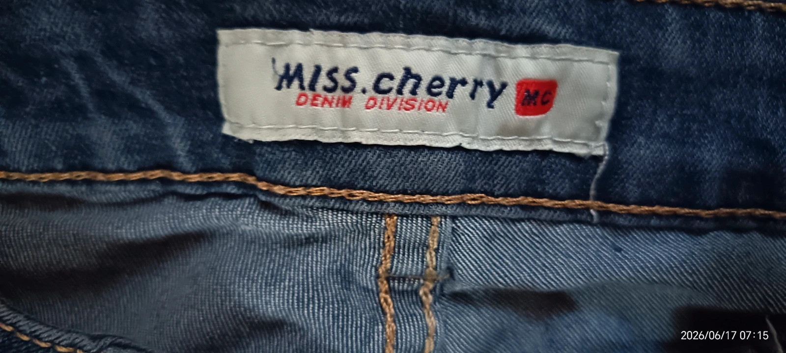 Női "miss cherry" farmer 3