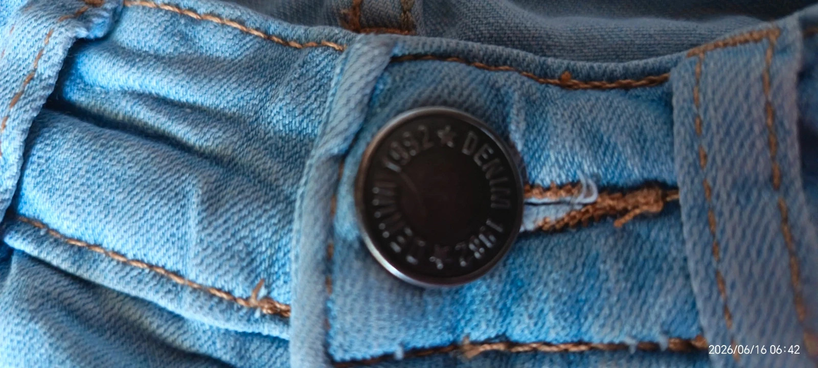 Denim 1982 Világoskék Slim-Fit Farmer 4