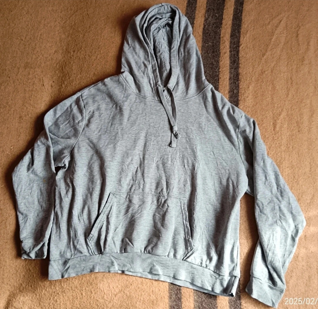 H&M divided kapucnis pulóver 1