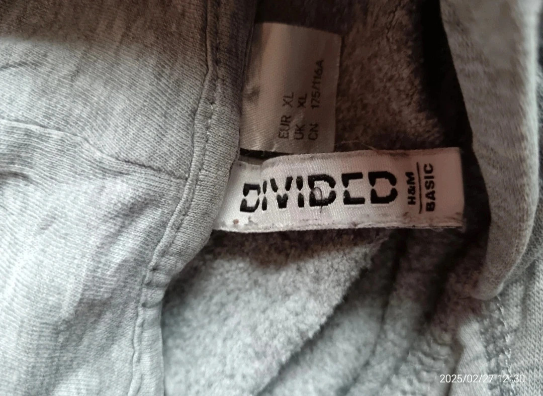 H&M divided kapucnis pulóver 2