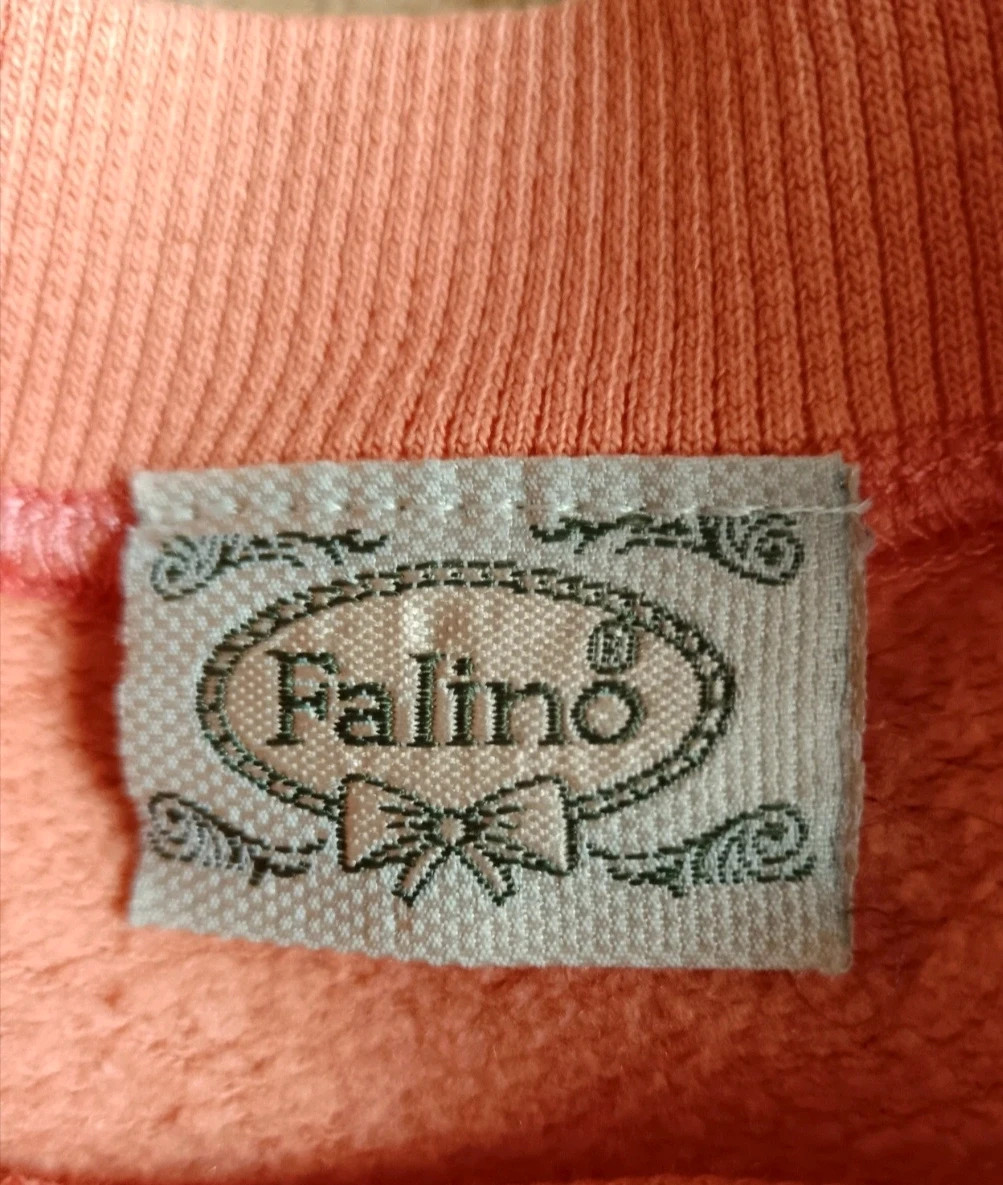 Falino hímzett pulcsi 2