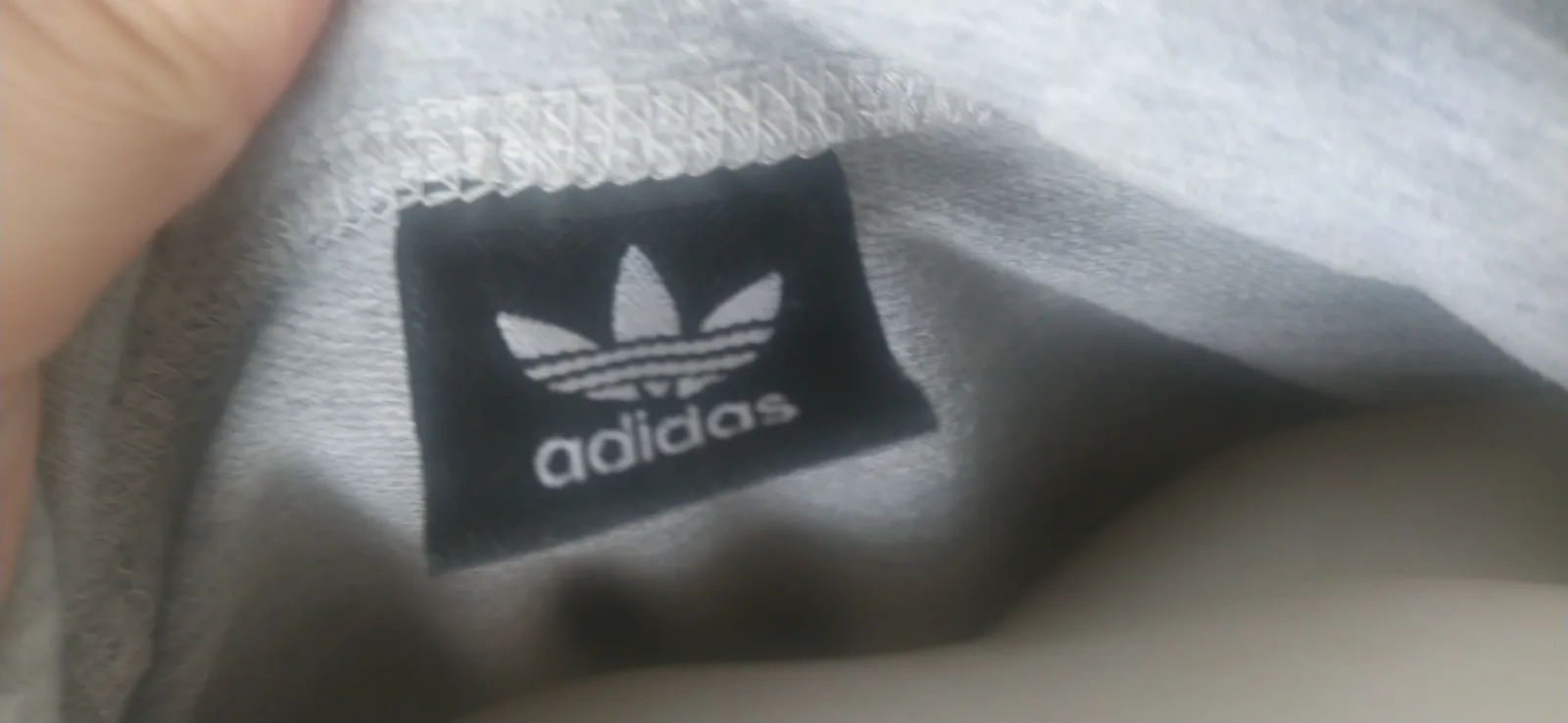 Fekete szürke adidas pulóver 3
