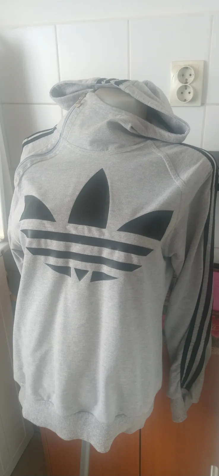 Fekete szürke adidas pulóver 4