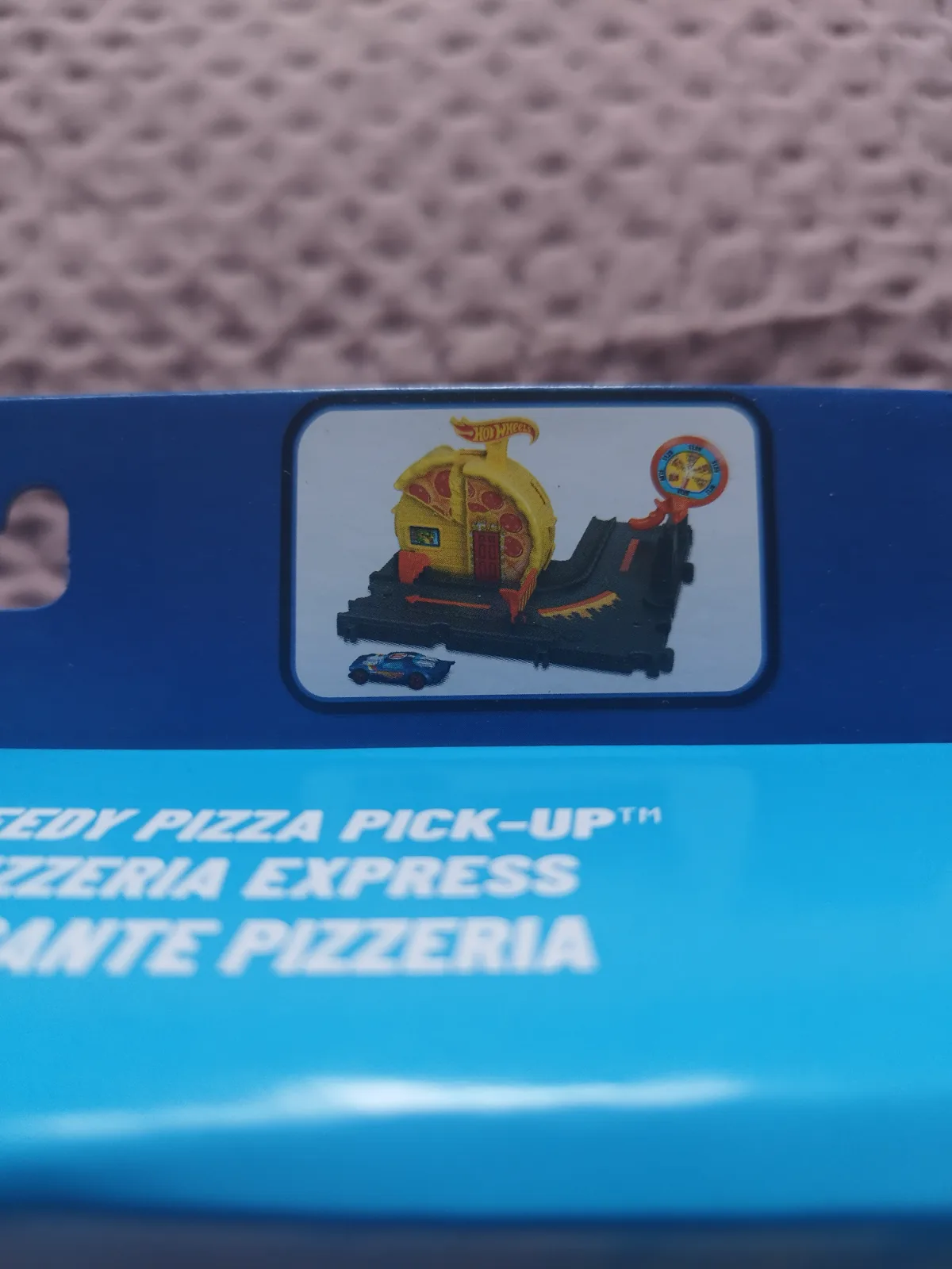 Hot Wheels Pizza Pick-Up 3