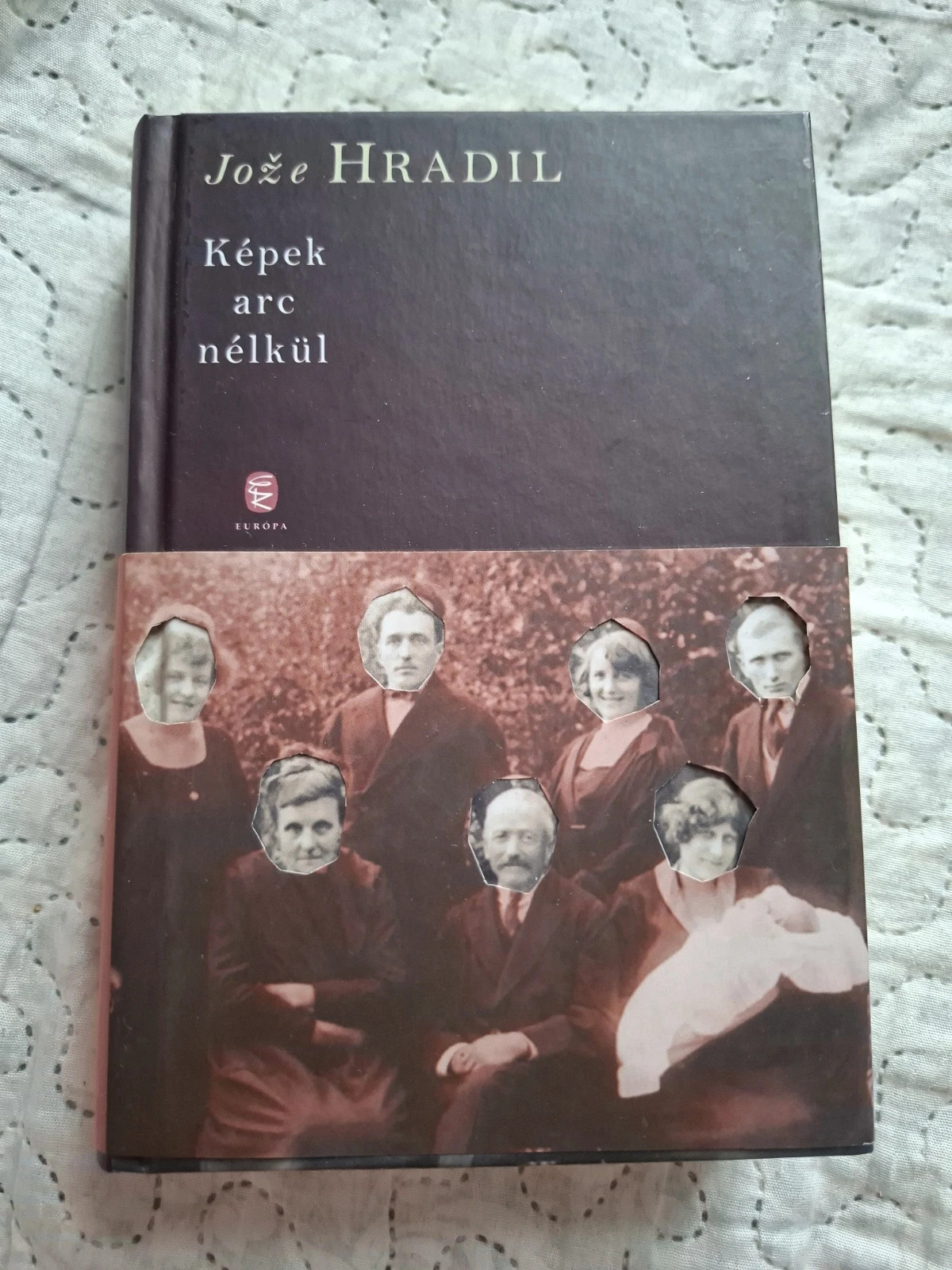 Joze Hradil: Képek arc nélkül 1
