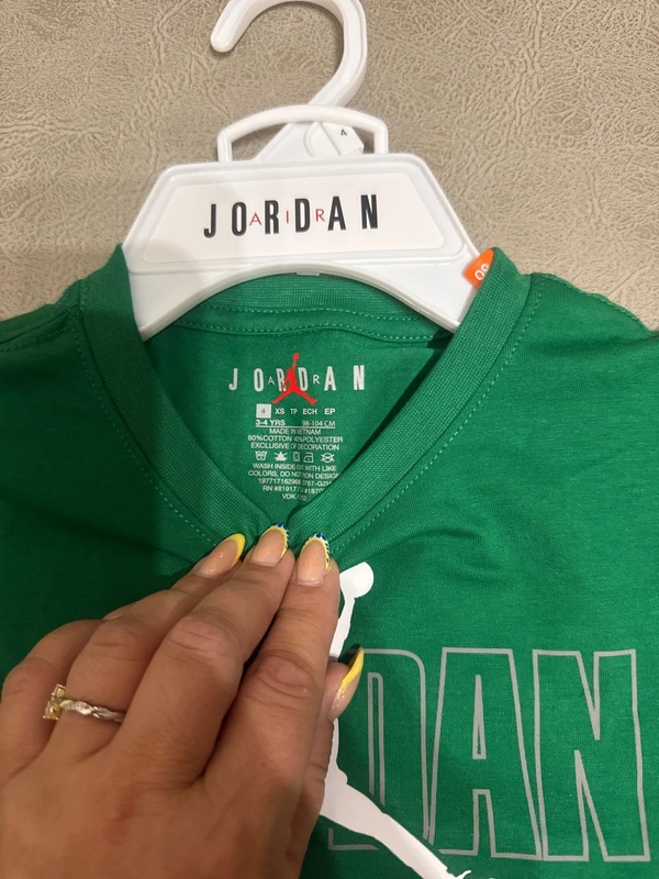 Conjunto nino Jordan 3