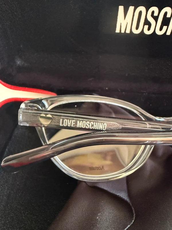 Montura de gafas Moschino 3