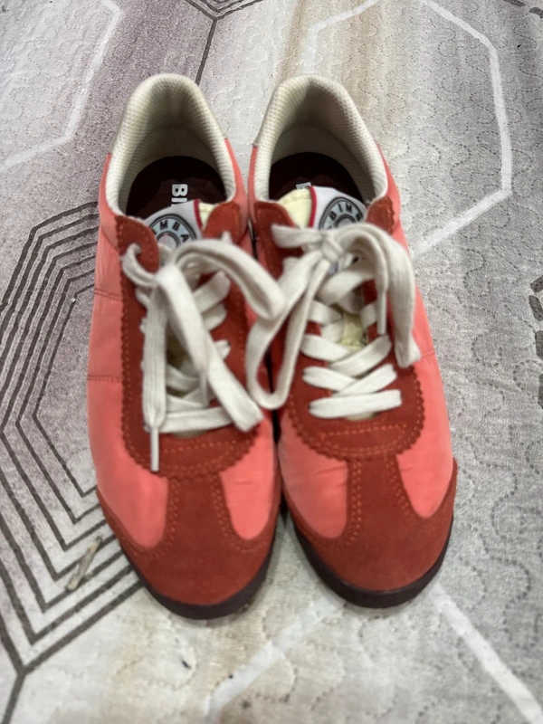 Zapatillas bimba y lola 1