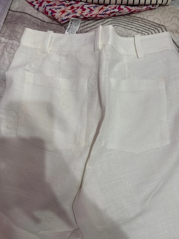 Pantalón zara blanco 4