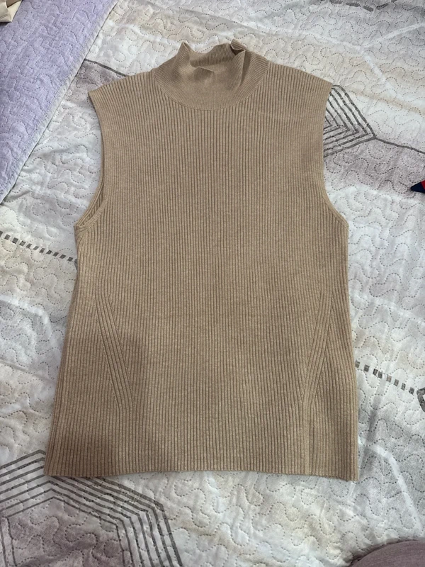 Camiseta sin manga 1