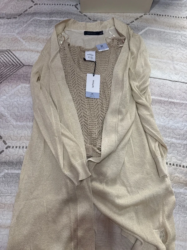 Cardigan con top de encaje 1