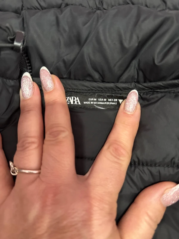 Chaleco negro zara 2