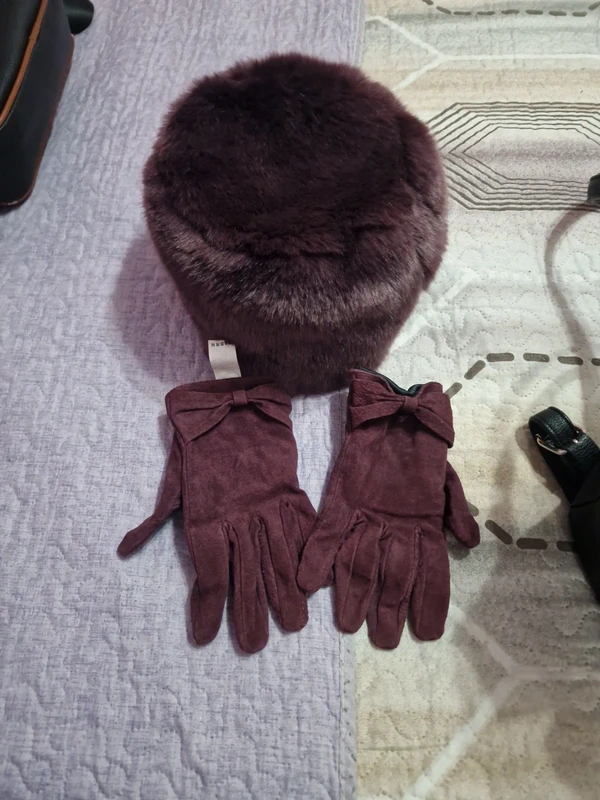 Conjunto gorro y guantes 1