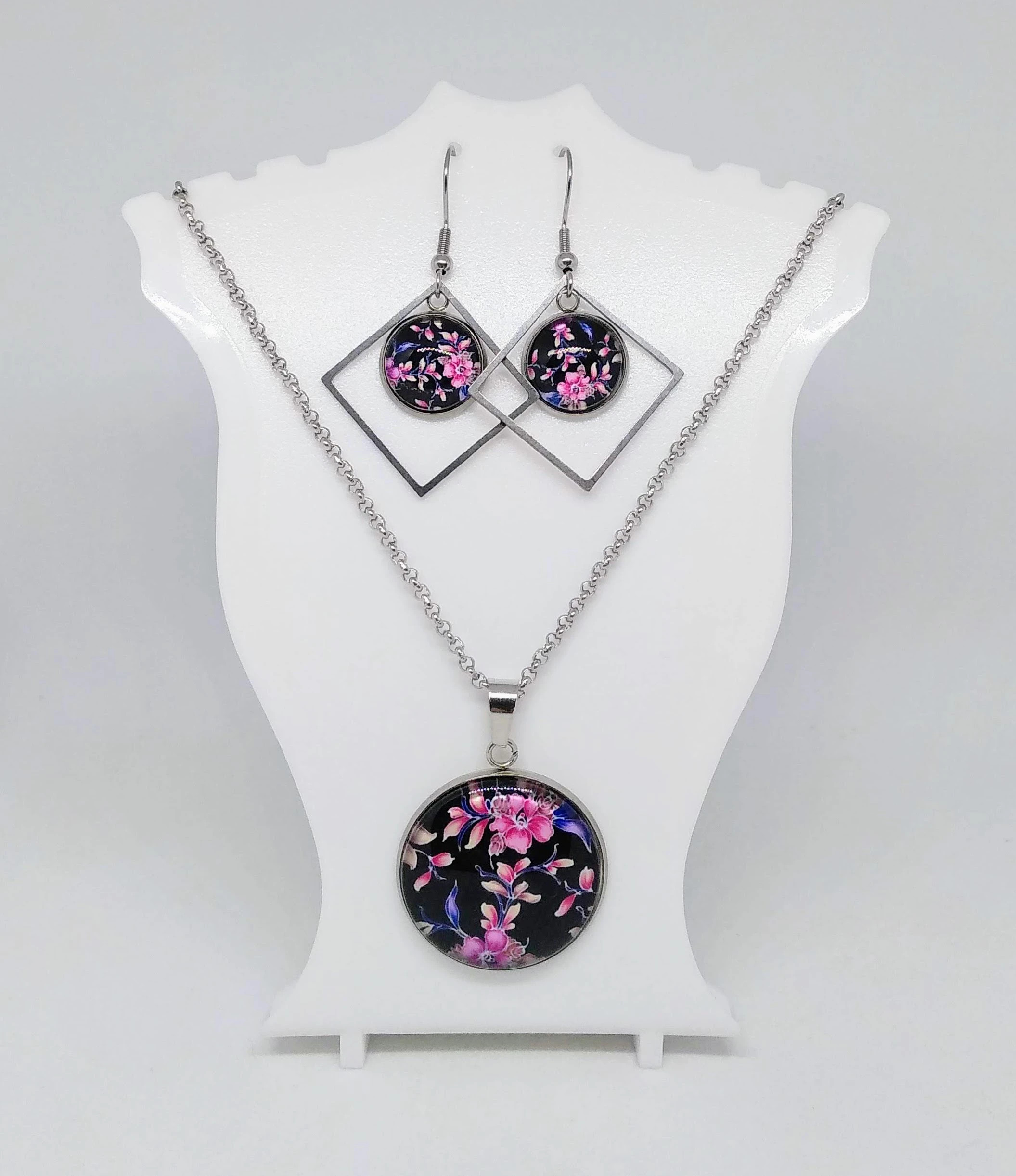 Pink virágos üveg cabochon nyaklánc-fülbevaló szett 2