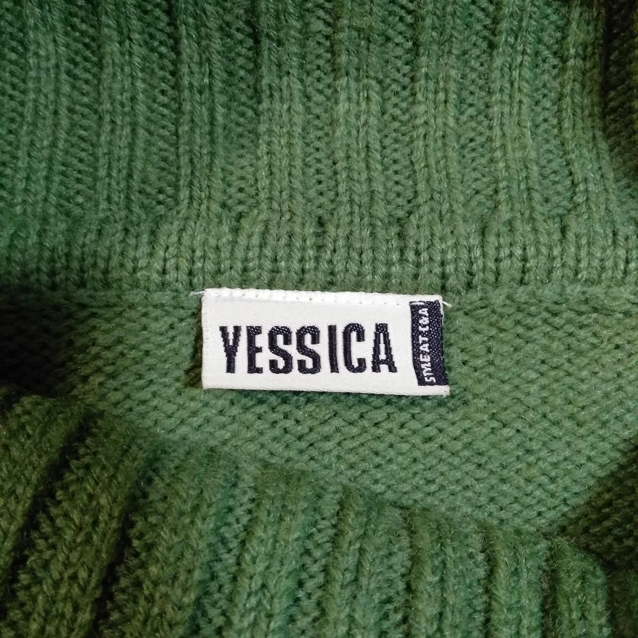 C&A Yessica márkájú sötétzöld pulóver 4