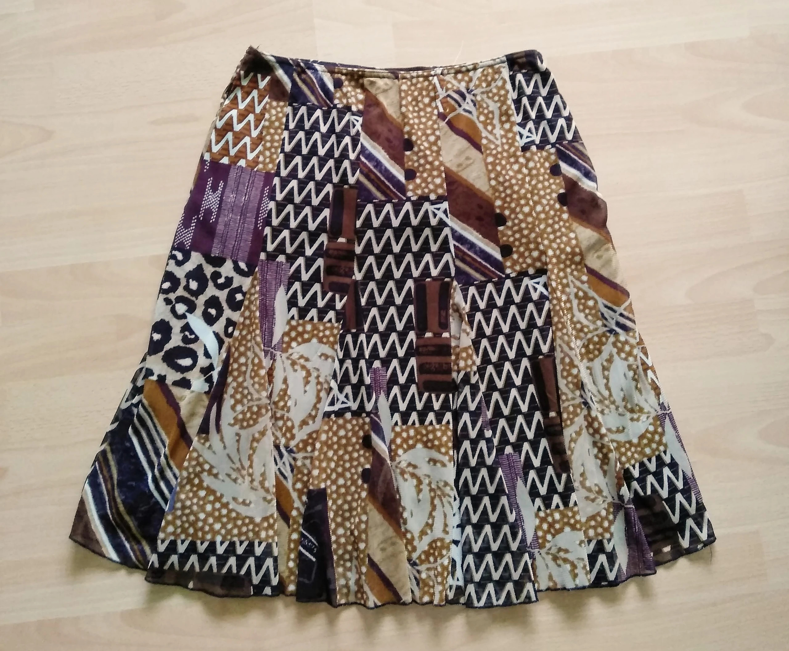 Barna-bézs patchwork mintás szoknya 2