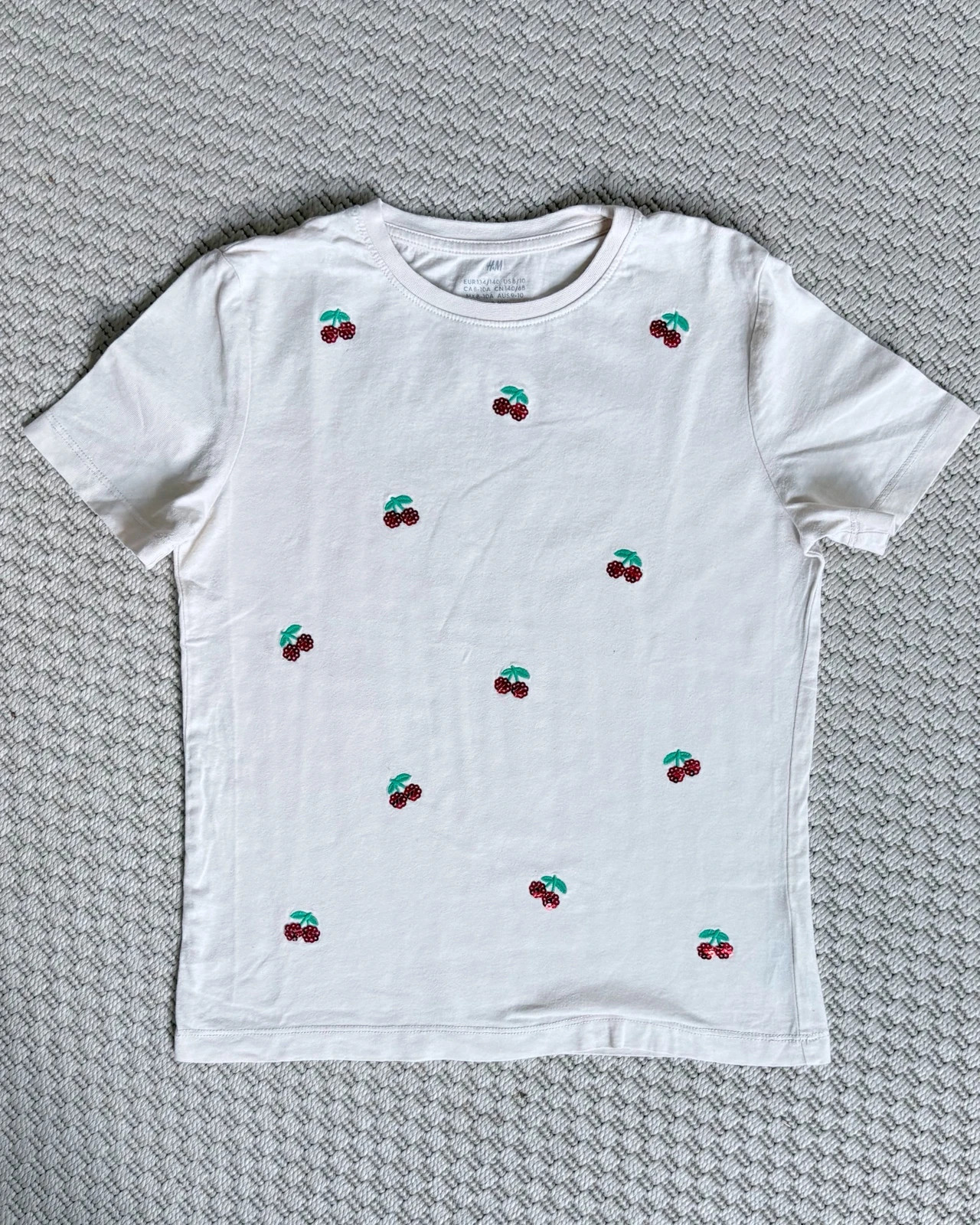 H&M Cherry Embroidered T-Shirt • French Girl • Cottagecore • Cotton • 134/140 1