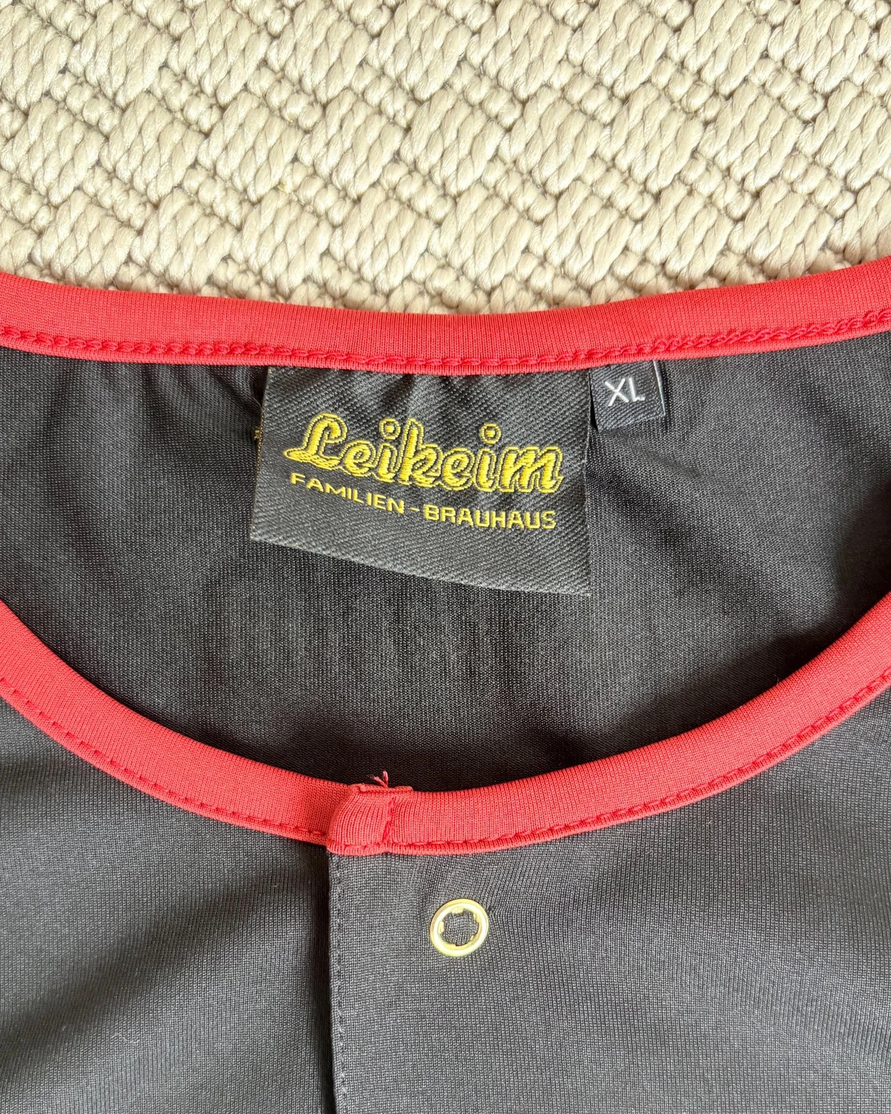 Leikeim Familien-Brauhaus XL fekete sörfőzde póló Oktoberfest pubwear beer shirt 2
