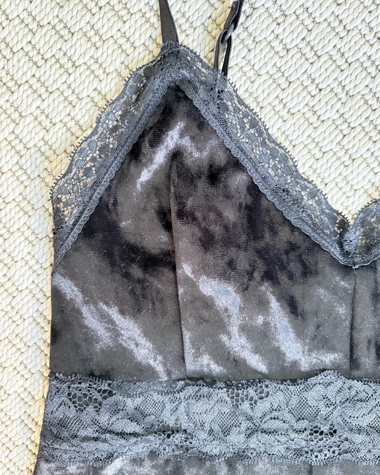 Janina XS fekete bársony csipkés slip dress Y2K gothic party mini 3