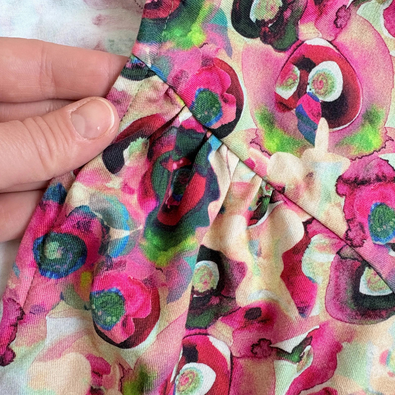 Y2K virágmintás átlapolt felső • nőies wrap fazon • pink floral 4