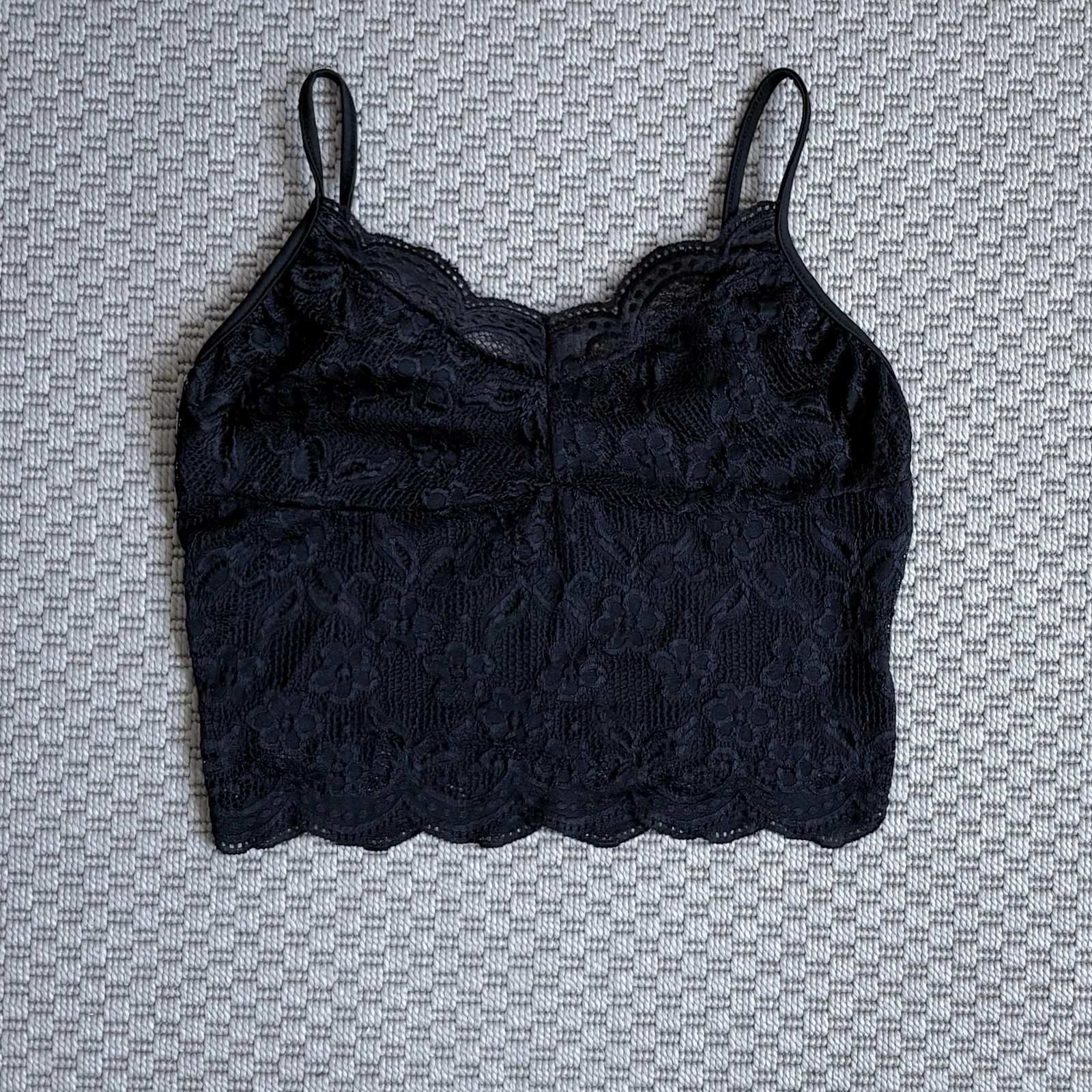 Csipkés crop top • M • Y2K party vibe 1