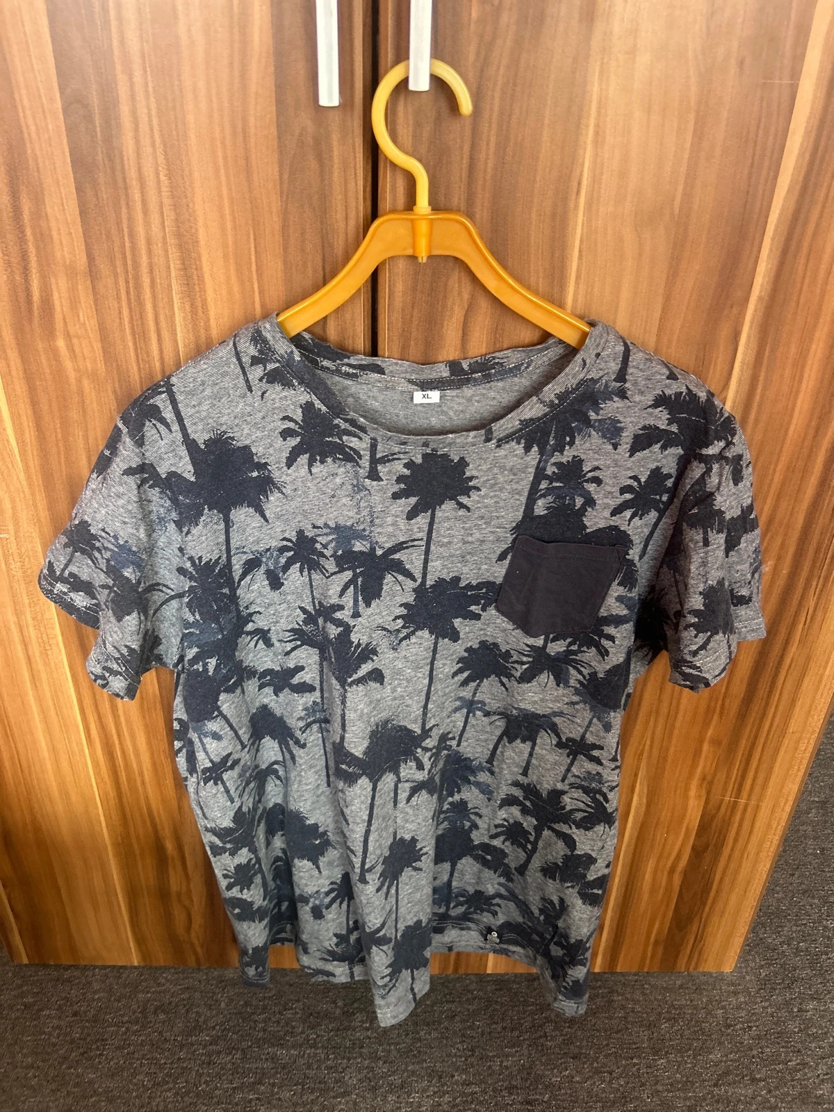 Férfi póló 1