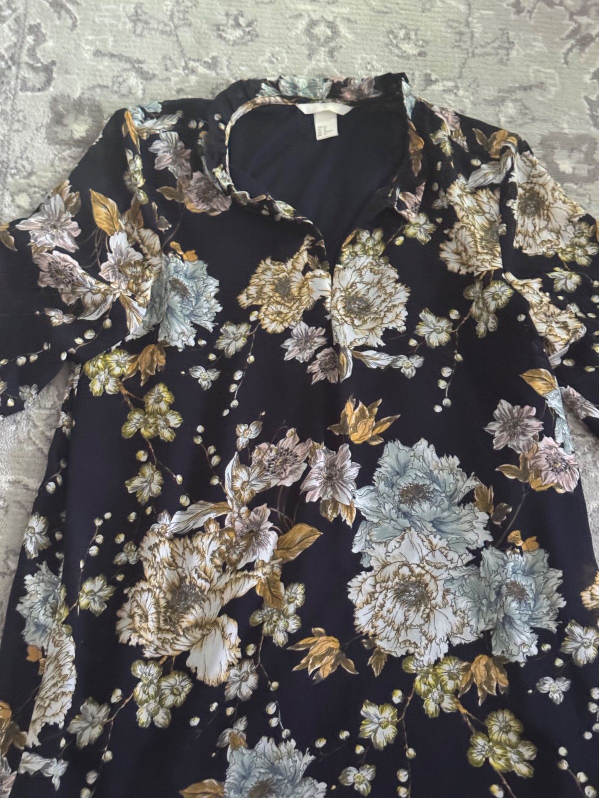 H&M csinos női ruha 40 es méret. 1