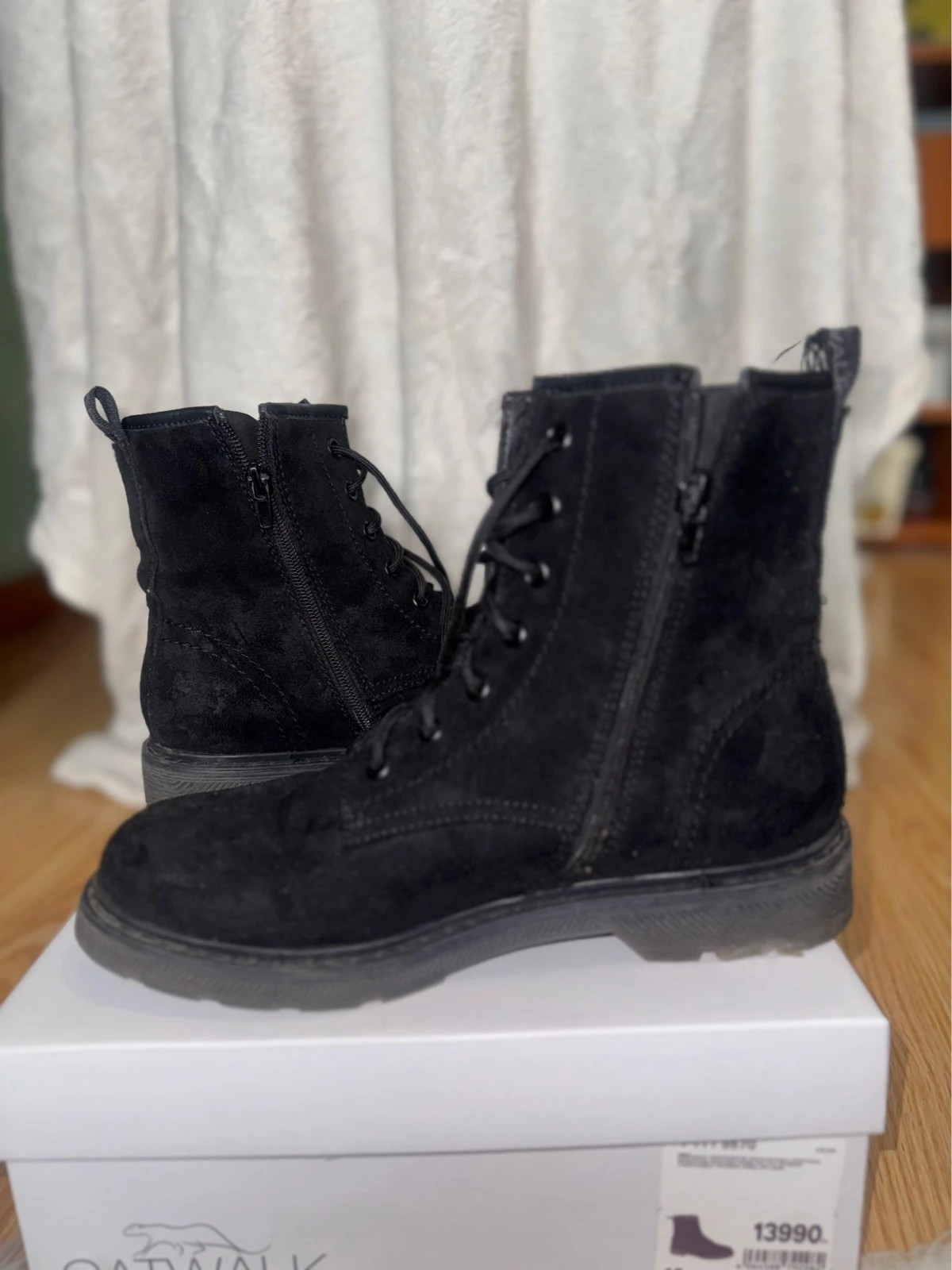 Catwalk csizma 1
