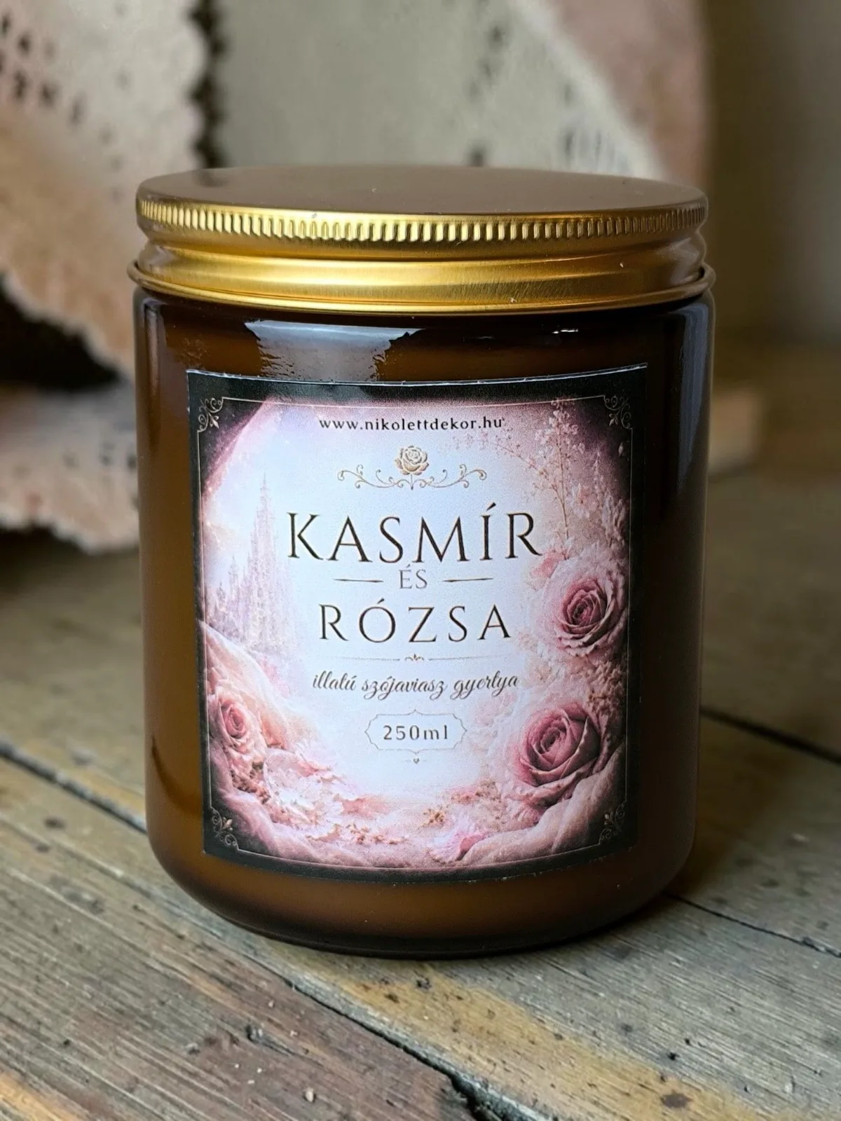 Kasmír és rózsa illatú gyertya 1