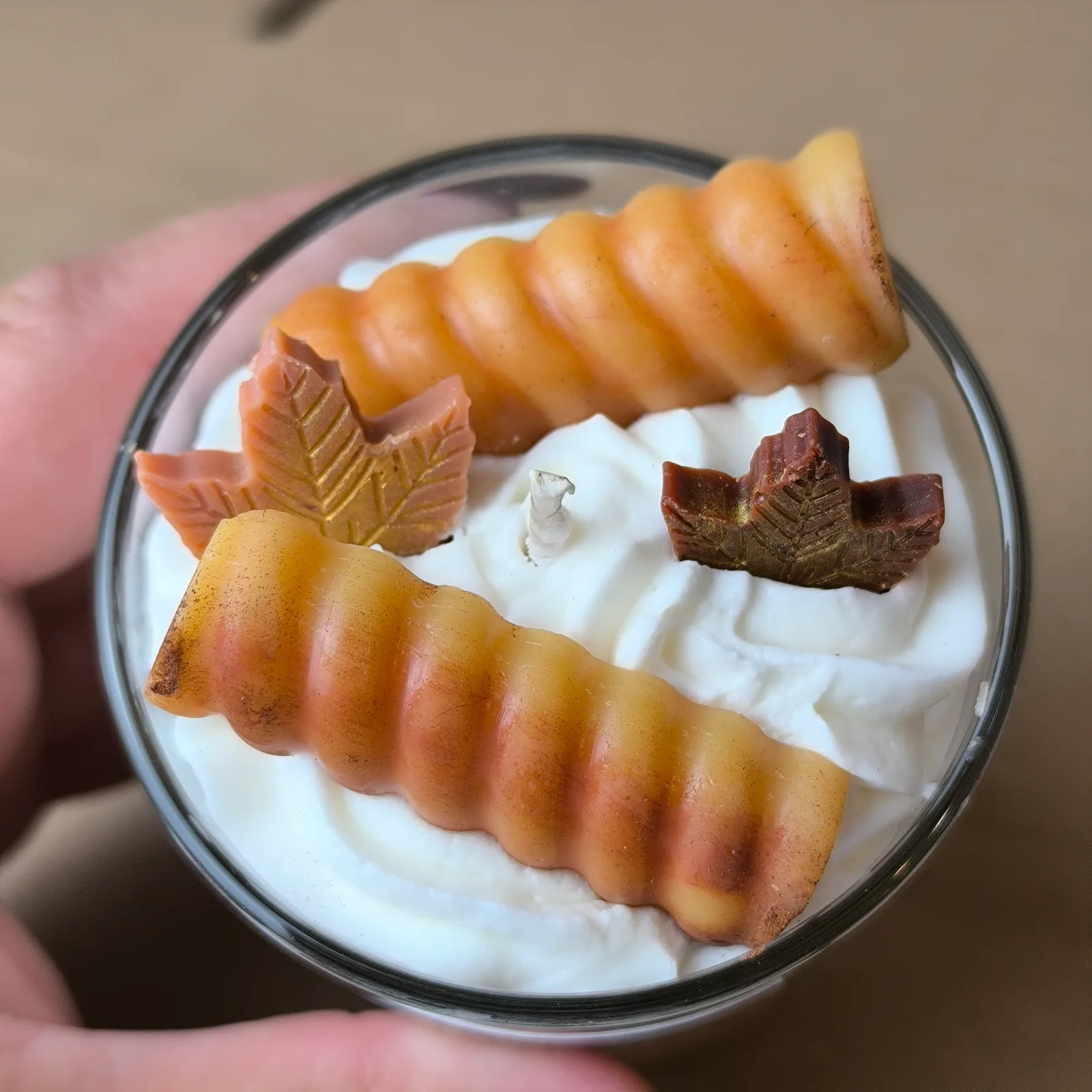 Fahéjas Kürtőskalács illatú gyertya 200ml 2
