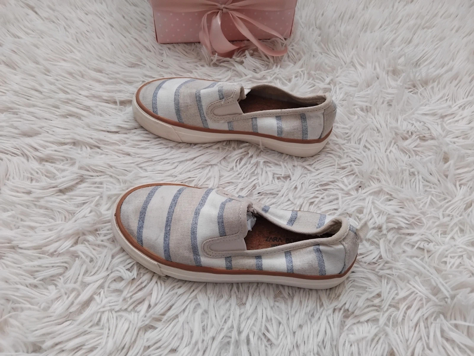 Zara bebújós kisfiú vászoncipő/slip-on (28/29) 2
