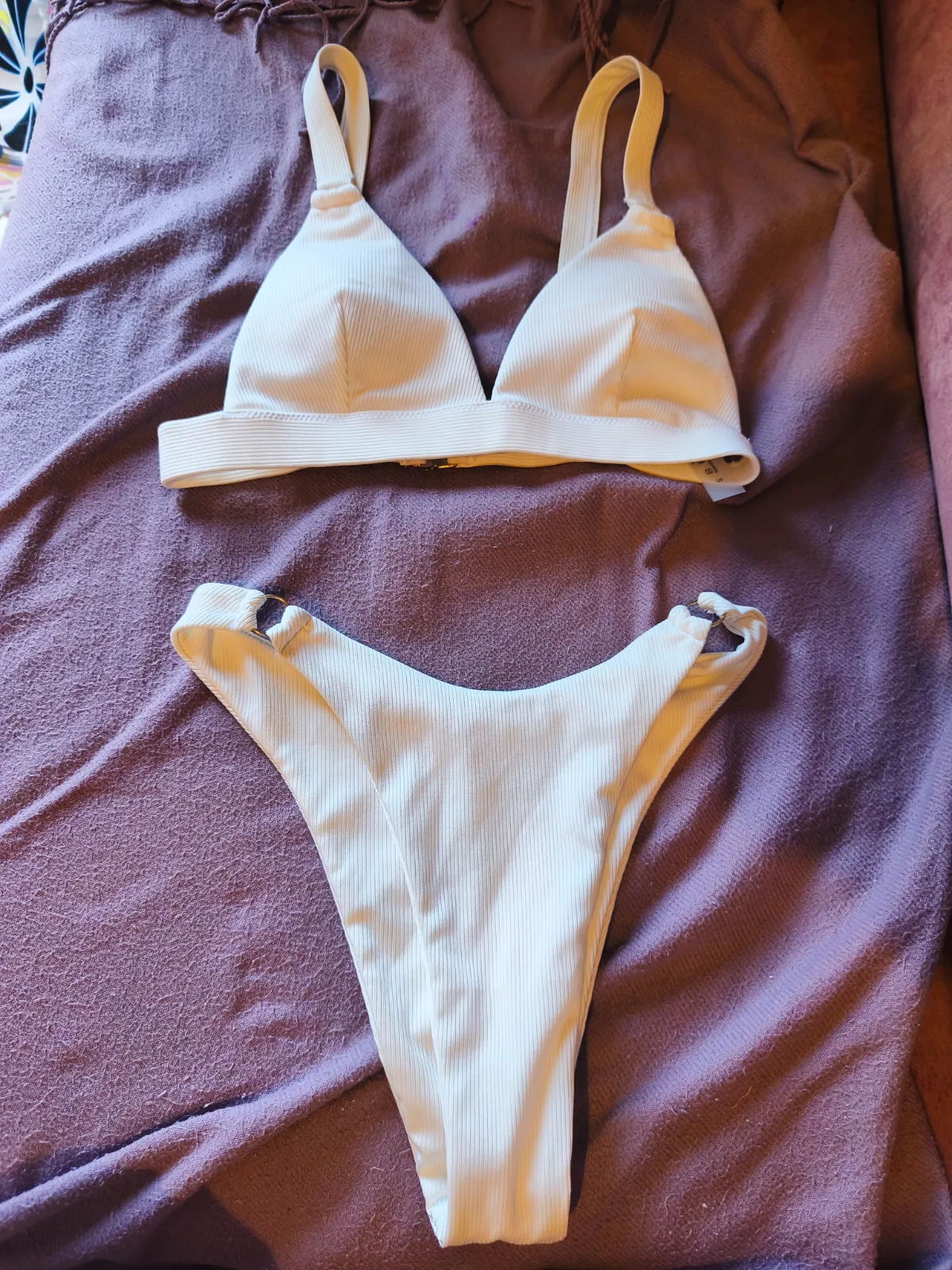 Bikini triangulo 1