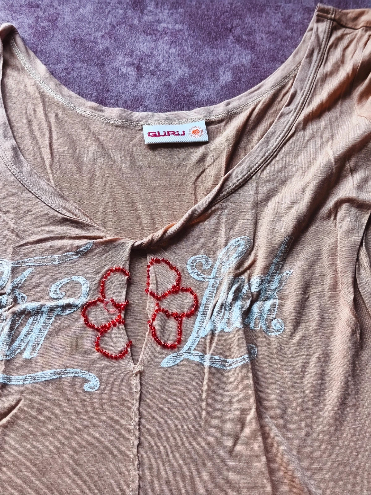 Gurú camiseta 2