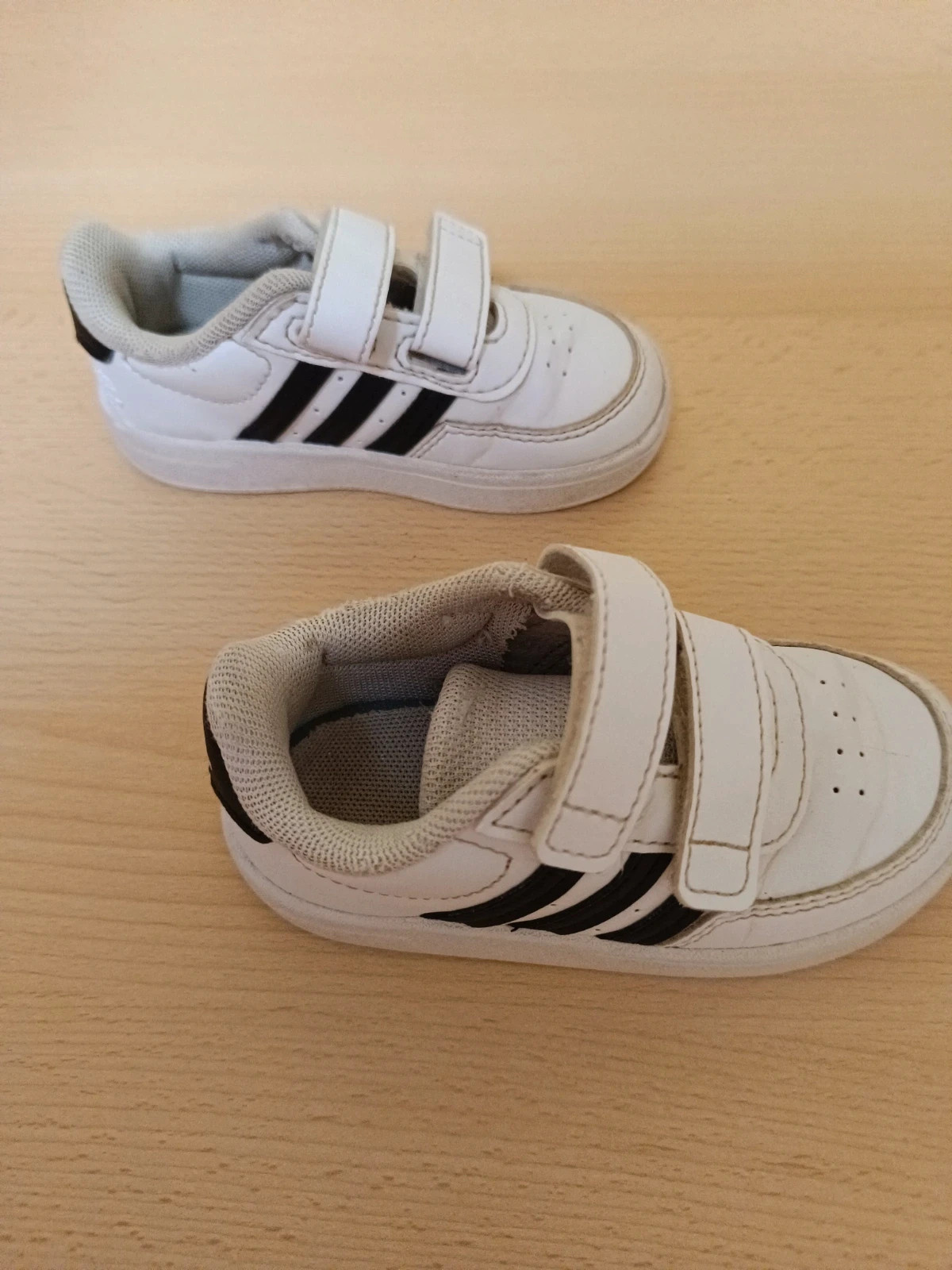 Adidas kiscipő 4