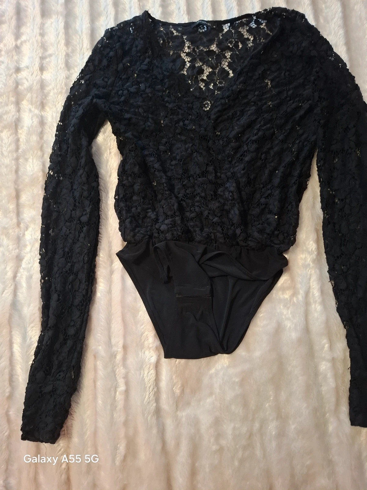 Trendyol fekete csipke body – 40 / L 3