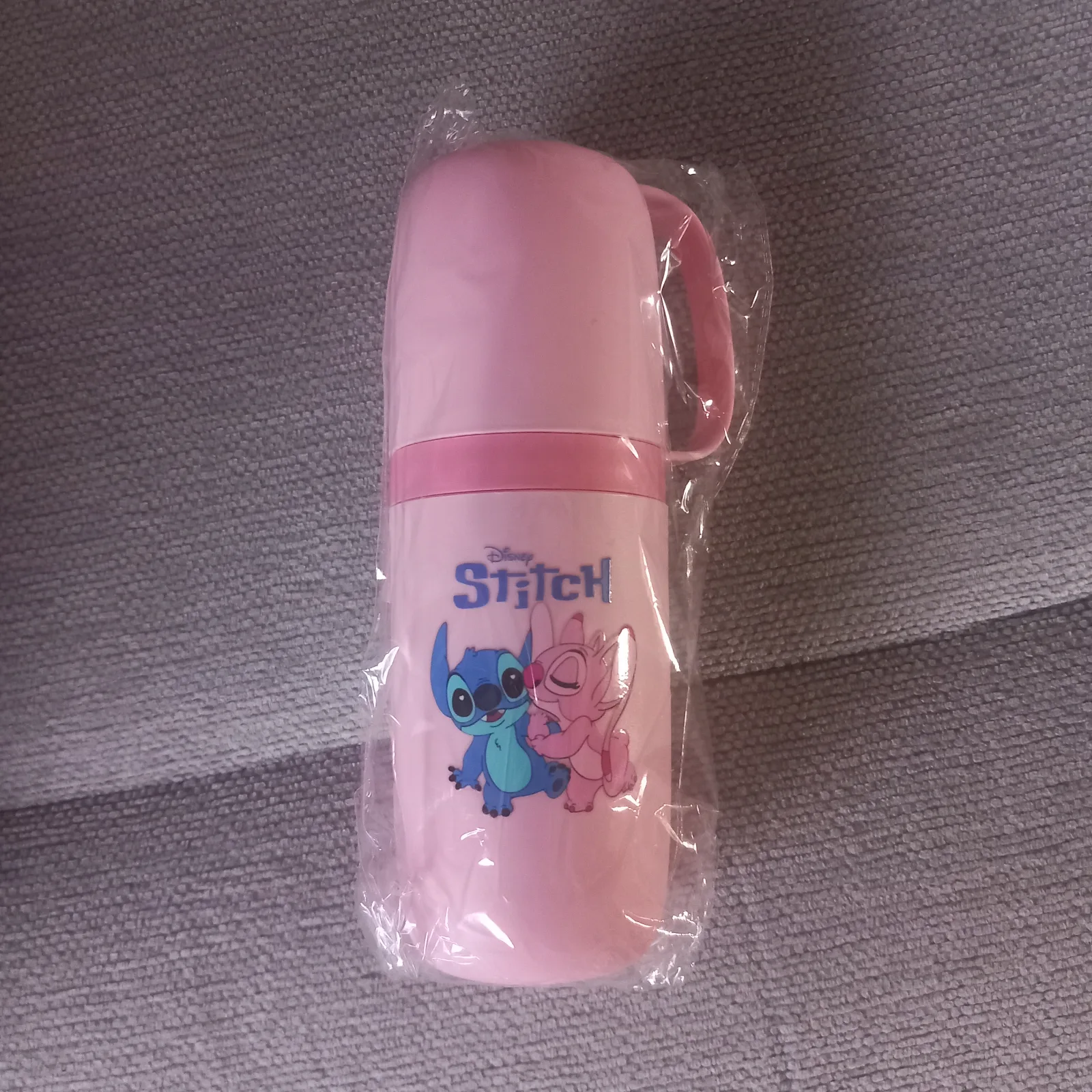 Új Stitch fogápolási tartó 1