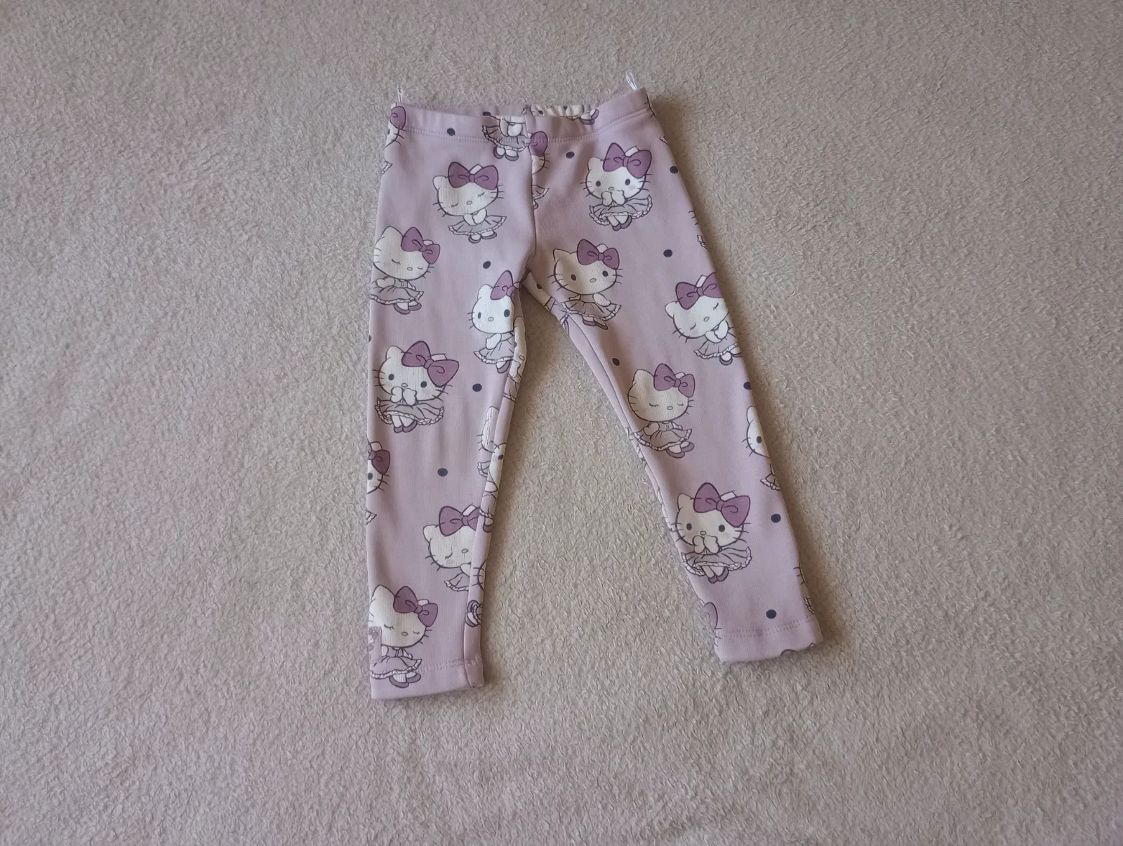 C&a bèlelt hello Kitty leggings 98as 1