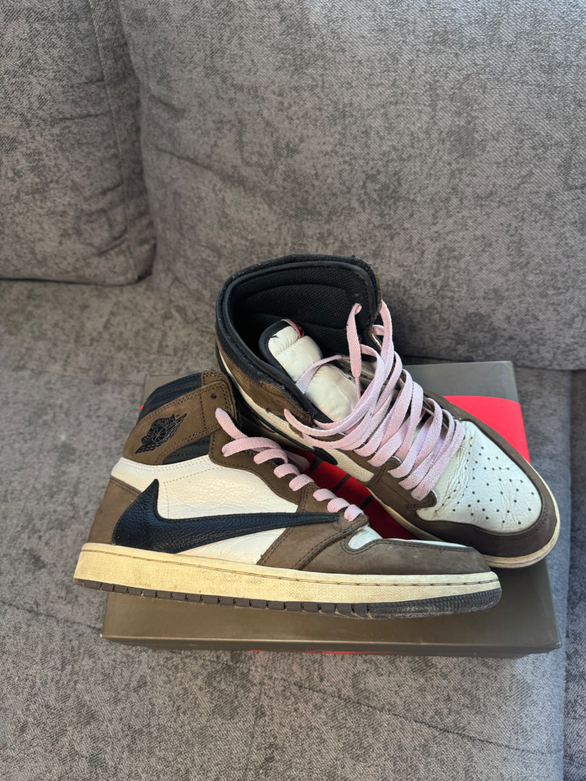 Nike Air Jordan 1 High Travis Scott Mocha 2