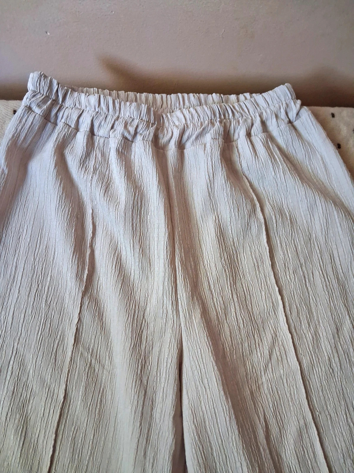 Made in Italy gumisdereku nagyon vékony lenge élvarrott bőszárú nadrág S-XL ig 2