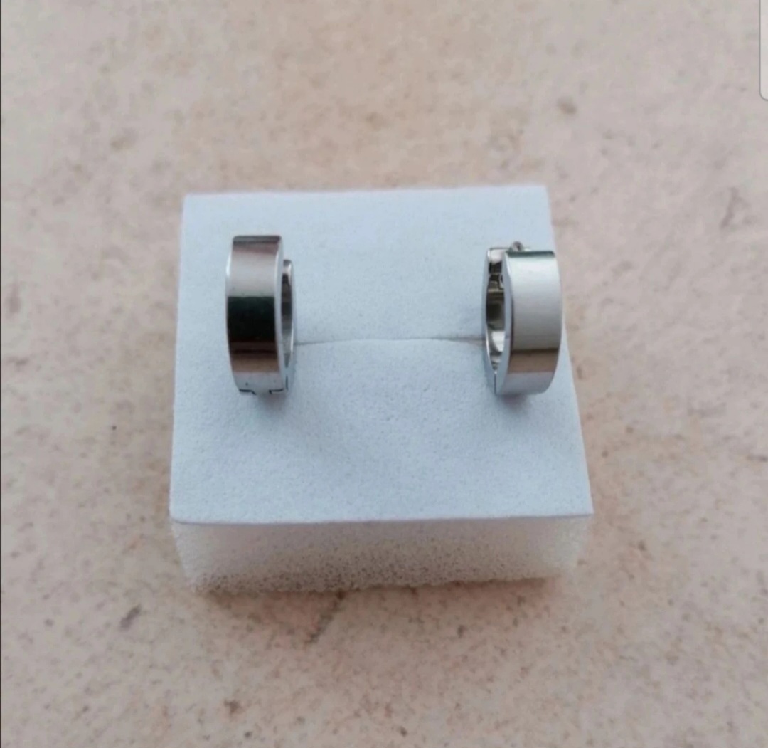Aros plateados de acero unisex 1