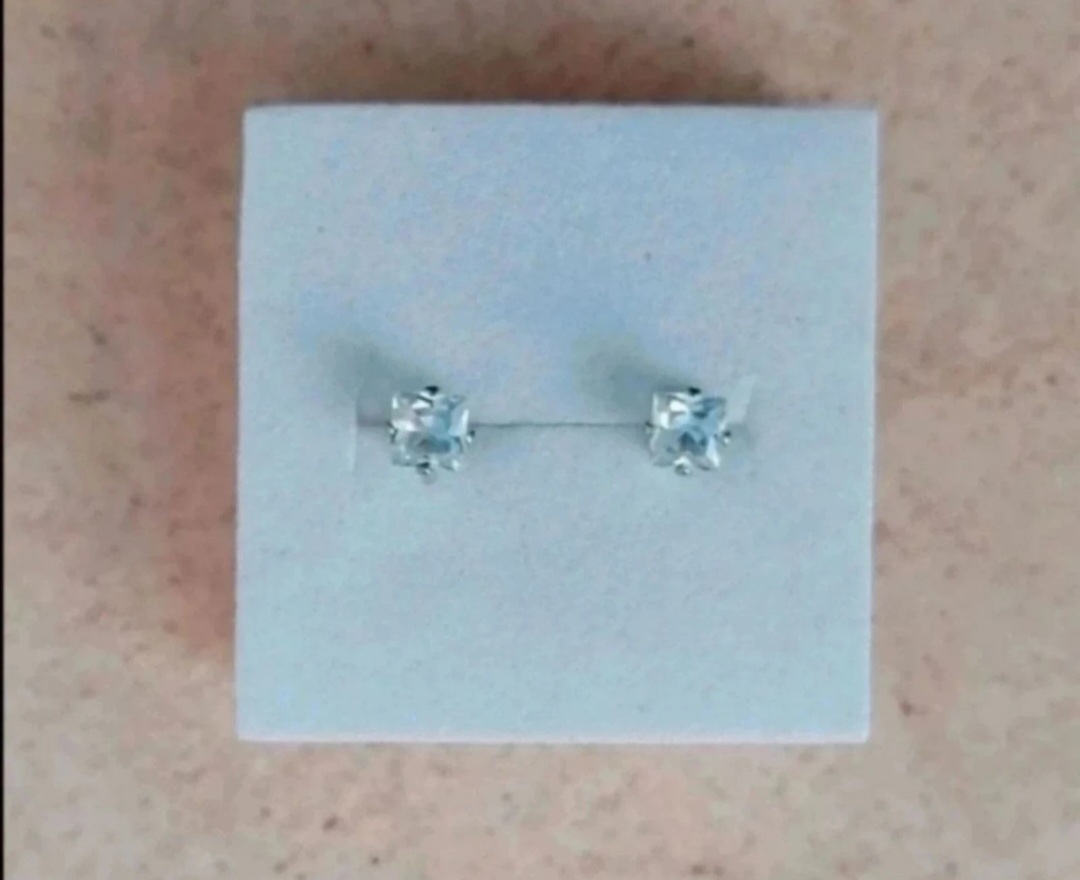 Pendientes unisex de acero 1