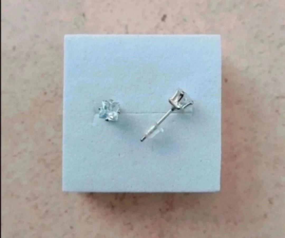 Pendientes unisex de acero 2