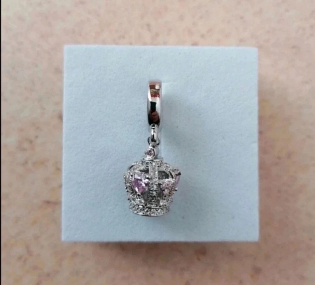 Charm o dije corona de reina 1