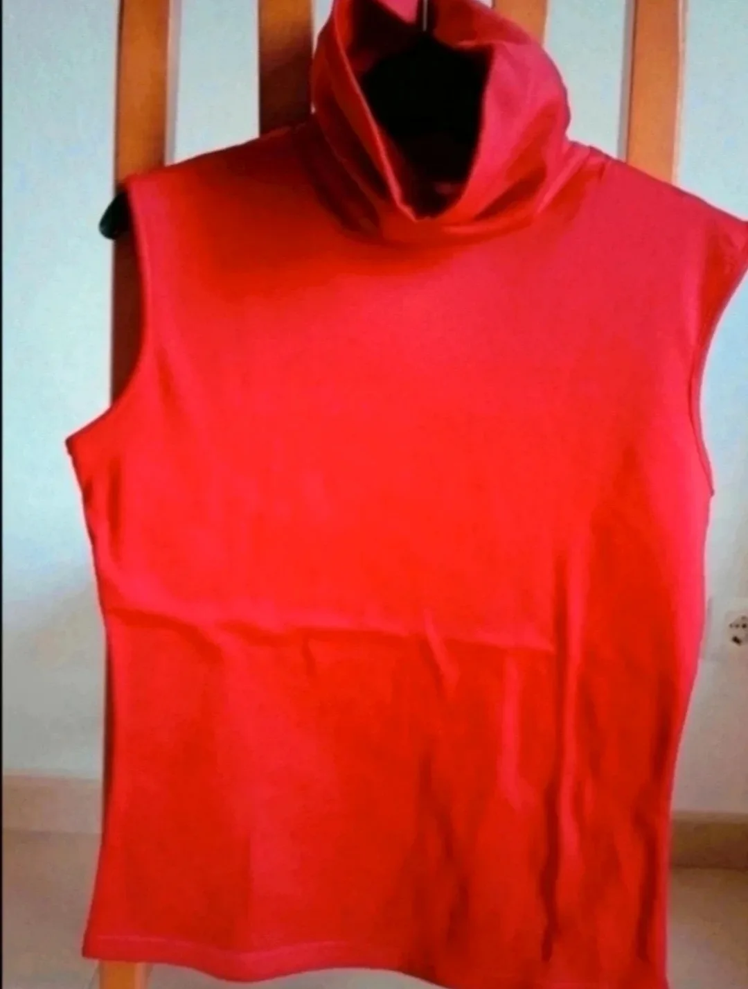 Jersey sin mangas cuello alto 1