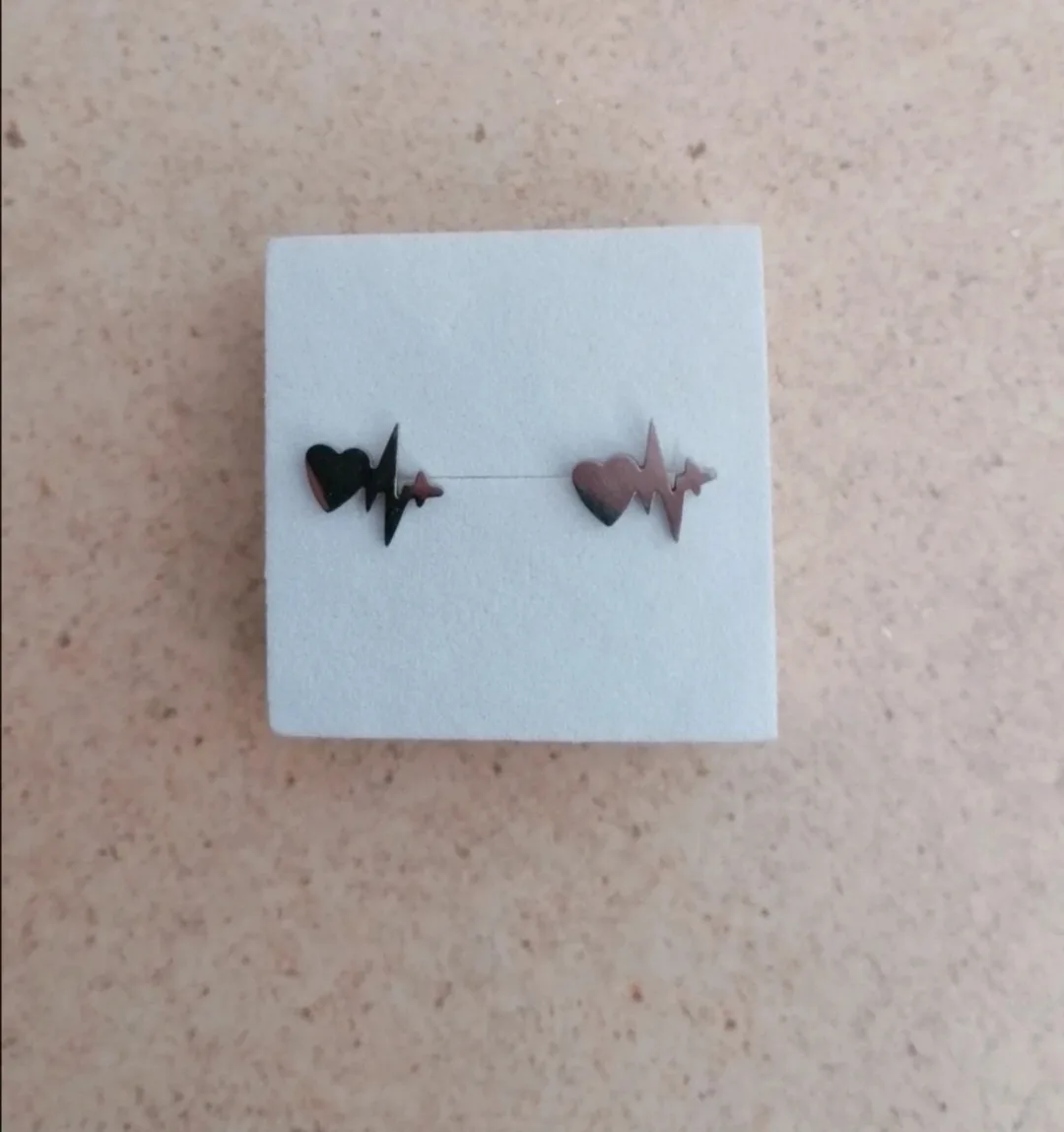 Pendientes electrocardiograma acero 1