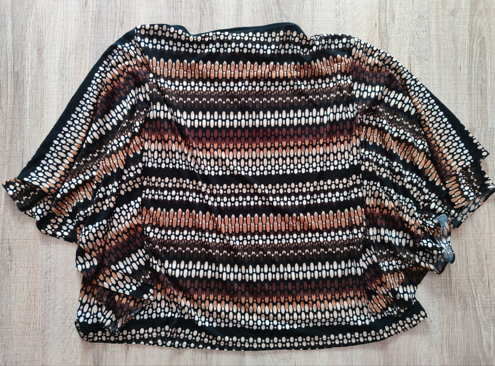 Újszerű 3XL/46 3/4-es denevérujjú csinos felső 2