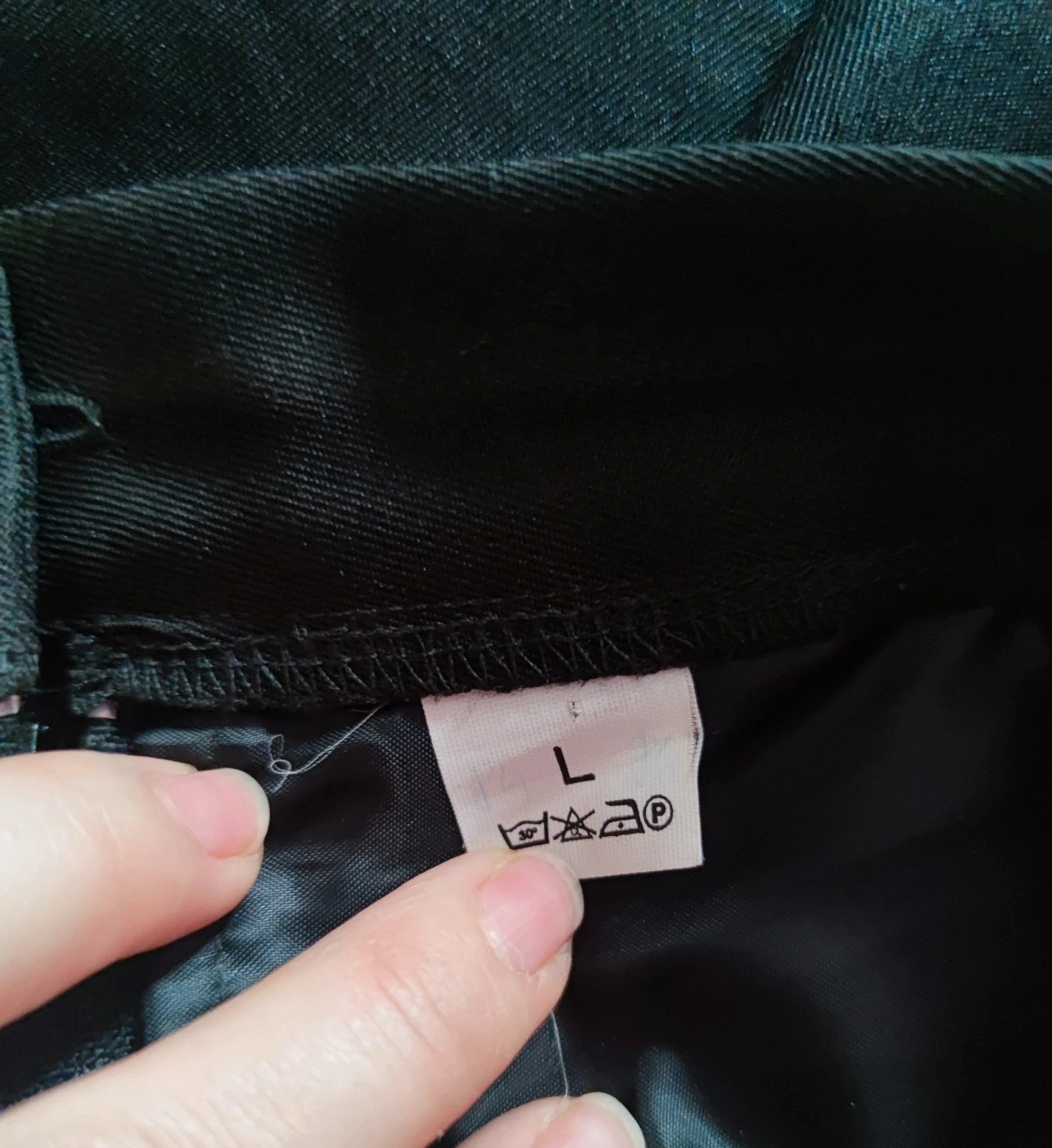 Magyar butikban vásárolt L-es térdig érő szoknya vizsgára, évnyitóra vagy irodába 3