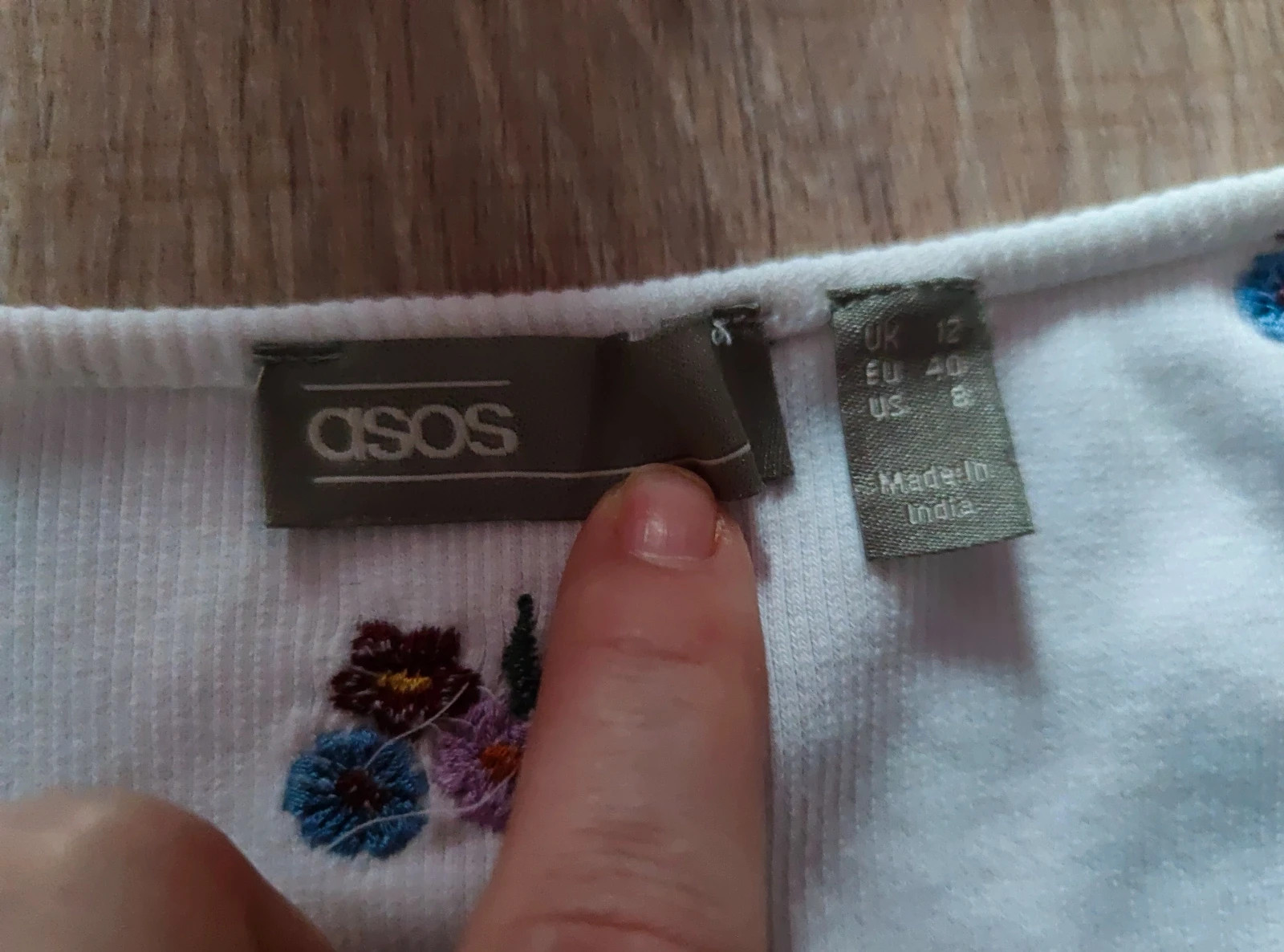 Újszerű J2K 40-es Asos hosszúujjú crop top/haspóló 3