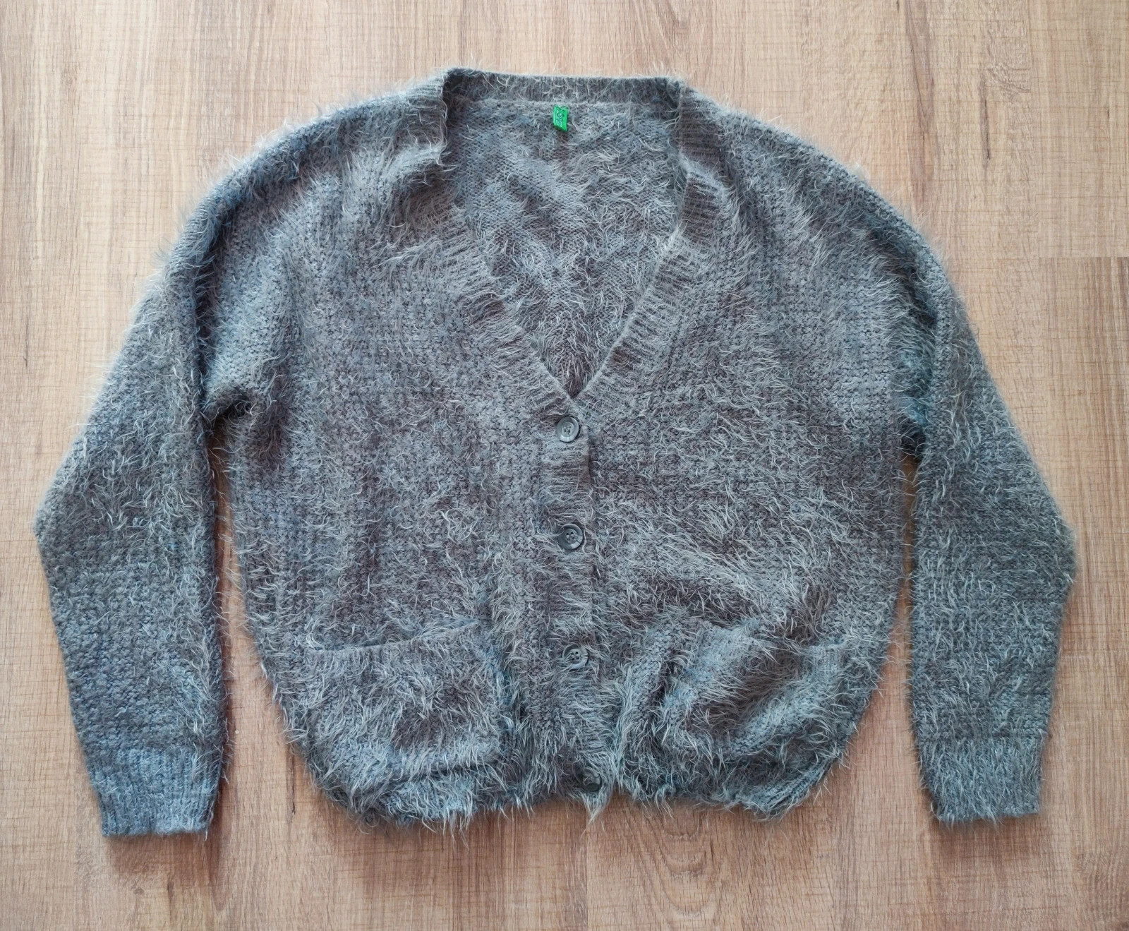 Újszerű S/M Benetton pihe-puha Teddy kardigán 2