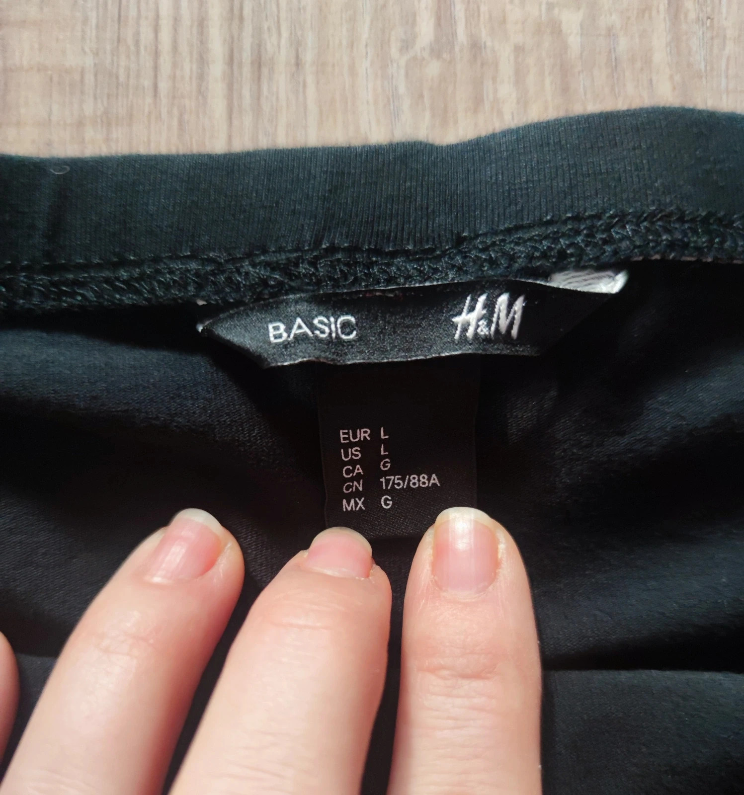 Újszerű L-es H&M basic csipkés miniszoknya 3